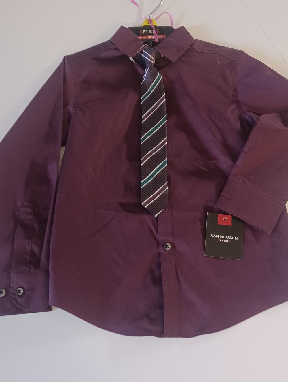 Van Heusen Flex Button Down Shirt + tie Boys 4 5